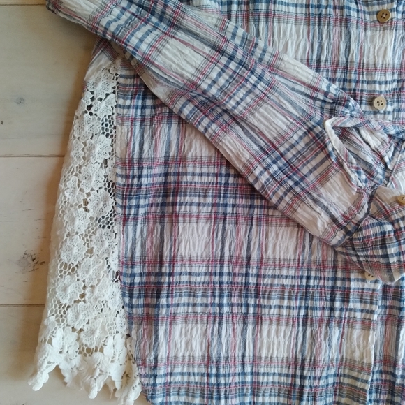 White Crow Summer Seersucker Plaid Button Down Shirt with Lace Panels - Picture 10 of 13